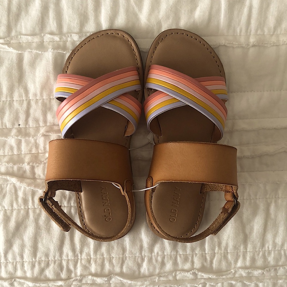 Girls Old Navy Rainbow Sandals